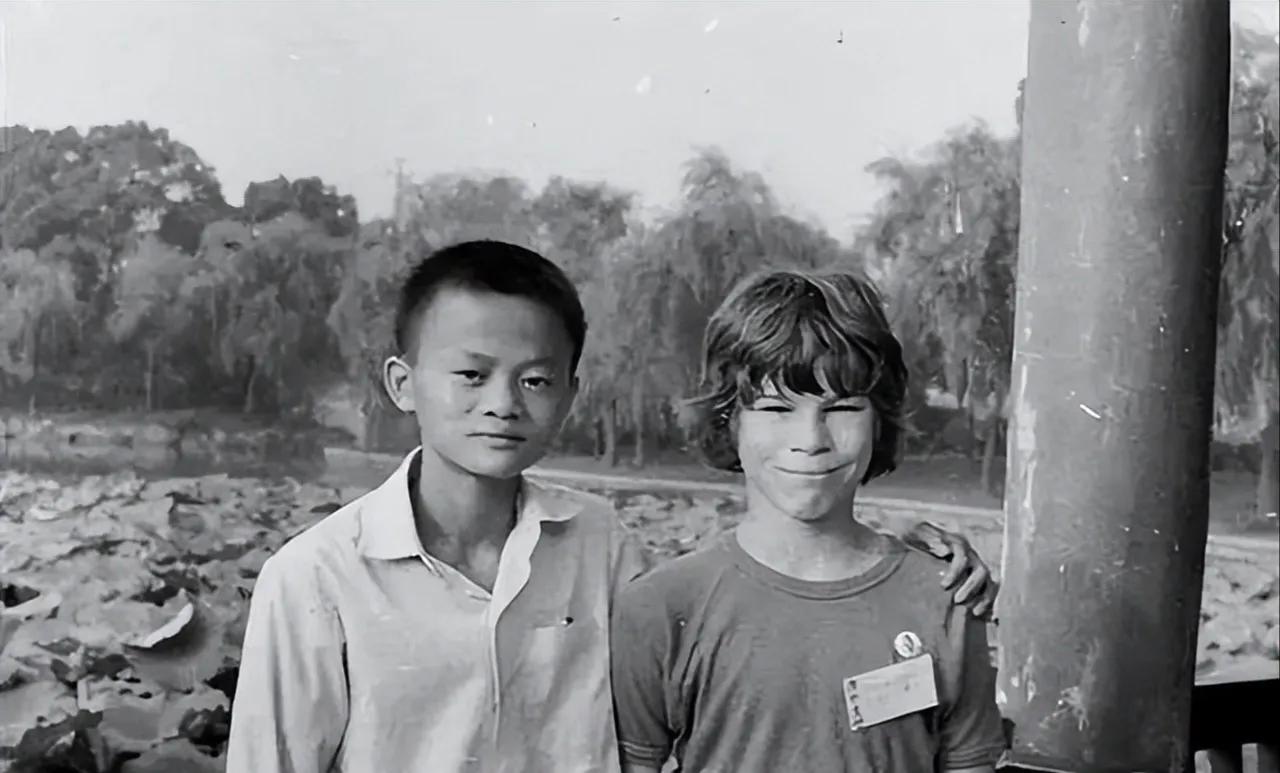 天天财商1314：穿布鞋的马云成功创业之路