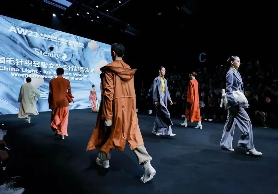 衣服对环境的危害,一件衣服对气质的影响