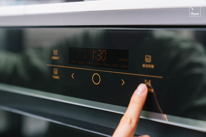 方太w2嵌入式洗碗机如何取消保洁,方太洗碗机wk01和w2区别