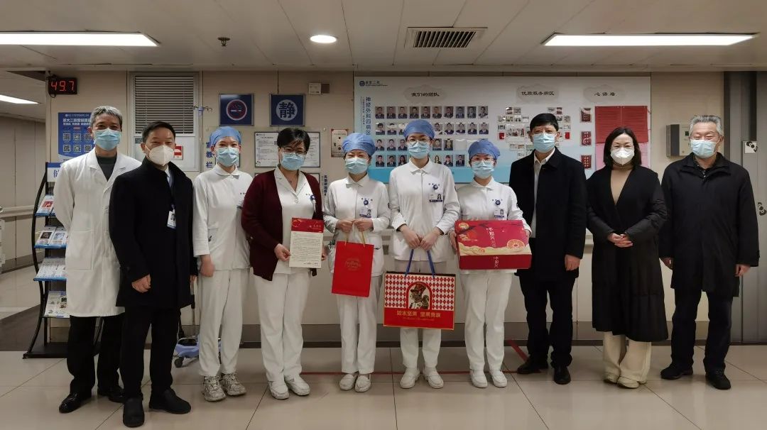 致敬国寿坚守岗位工作的人,致敬春节坚守在岗的同事们