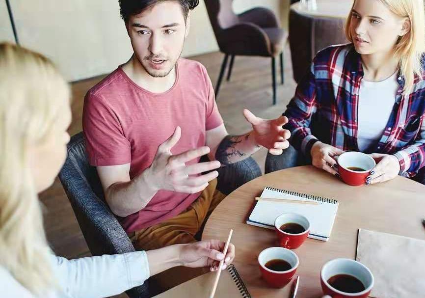 英语口语课堂对话问好,英语口语表达不客气