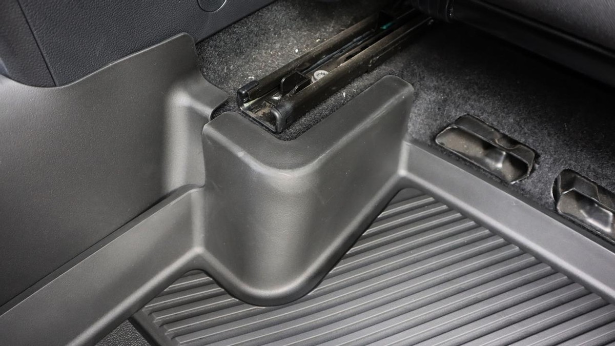 全包围脚垫好还是半包围脚垫,大包围脚垫好还是半包围脚垫好