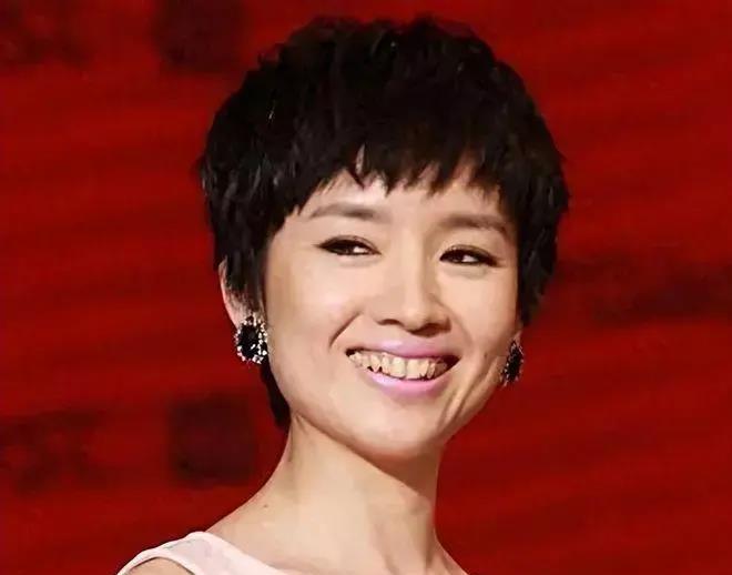 美国走红毯惊艳的女星视频,走红毯惊艳的女星最近视频