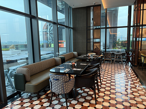 窗含西岭千秋雪成都环球中心雪山,窗含西岭千秋雪魅力成都