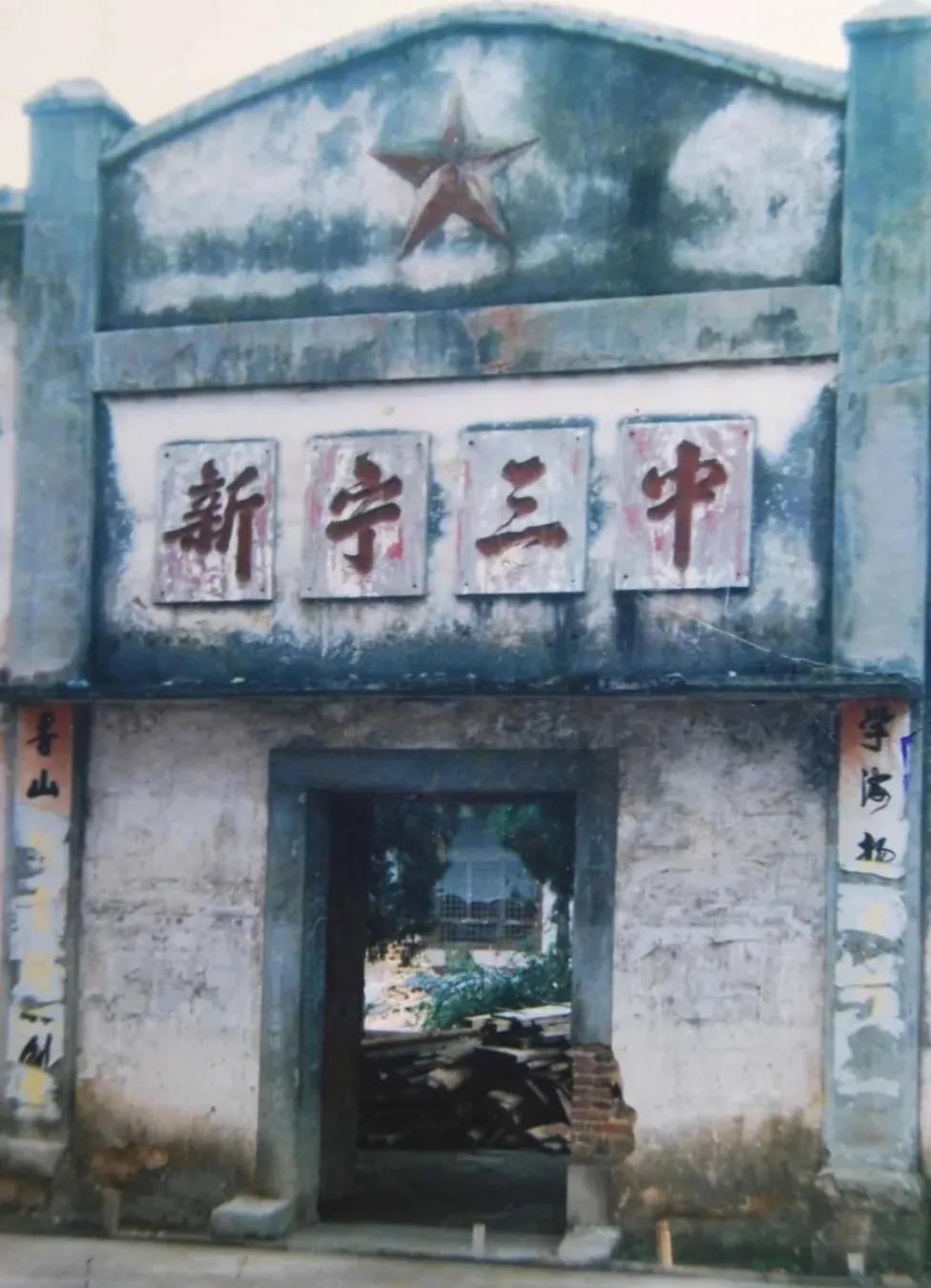 我，85年出生，30岁买房买车，如今年收入达到35万