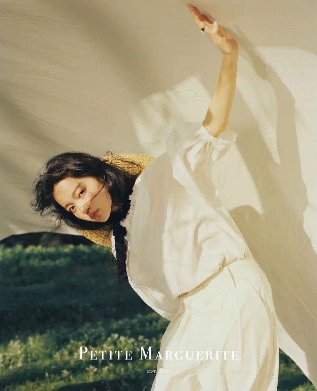 如果淘宝模特界有咖位，这两位小姐姐大概是人气“流量小花”吧