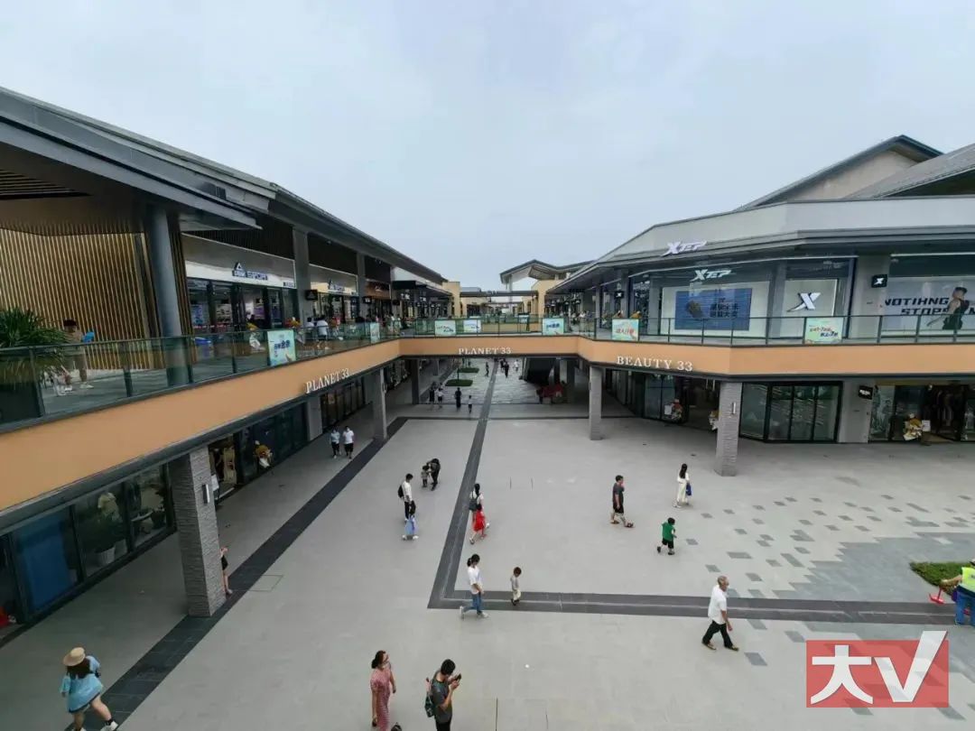 奥特莱斯南宁大牌,奥特莱斯可以玩吗