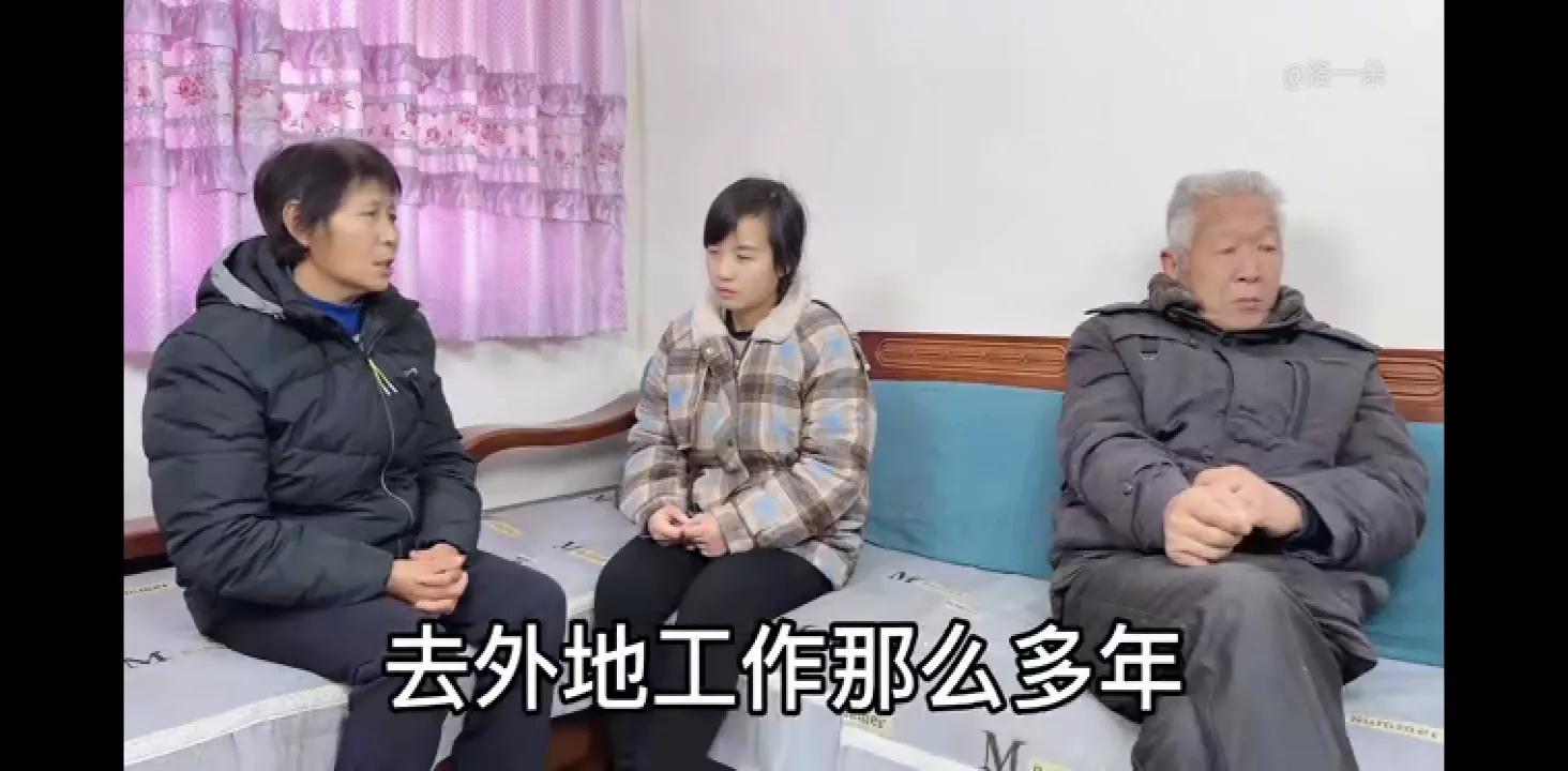 一朵家庭陷内战，万千友友被朵玩，实为视频留悬念，友友眼泪真贱