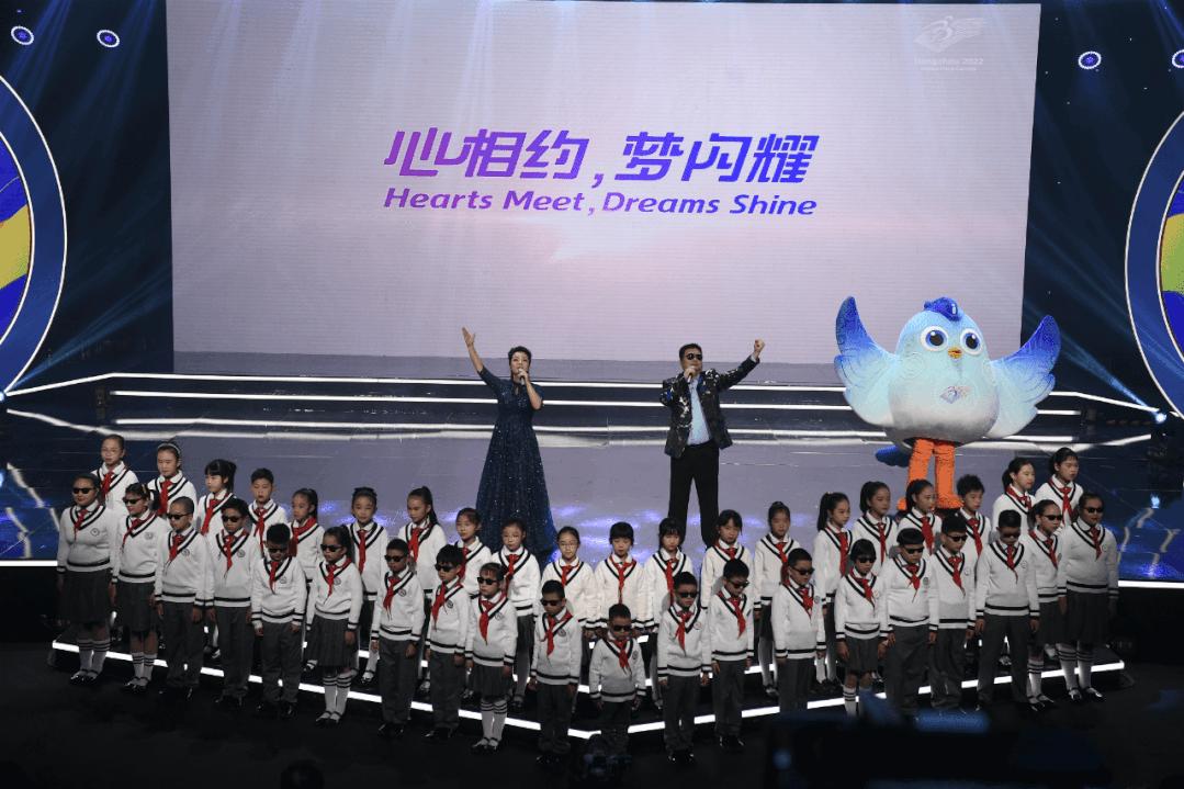 心相约梦闪耀朗诵,心相约梦闪耀视频