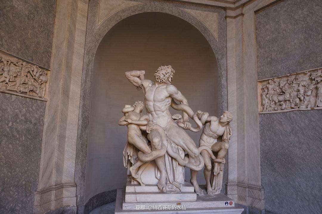 耶稣的十字架另有含义，未着寸缕的雕塑蕴含神力，希腊雕塑不简单