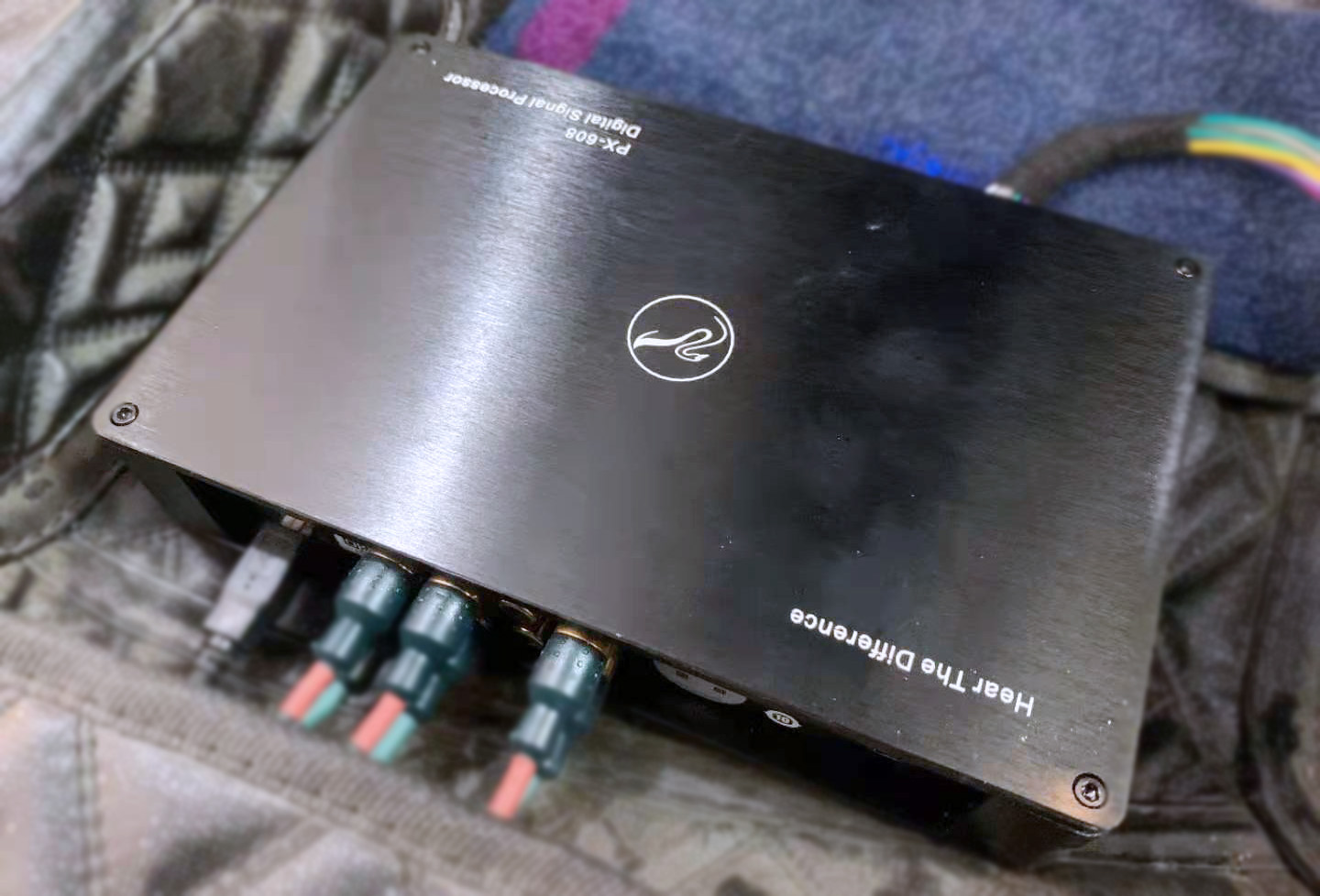 大众桑塔纳改装音响低音炮,大众桑塔纳音响改装放哪里合适