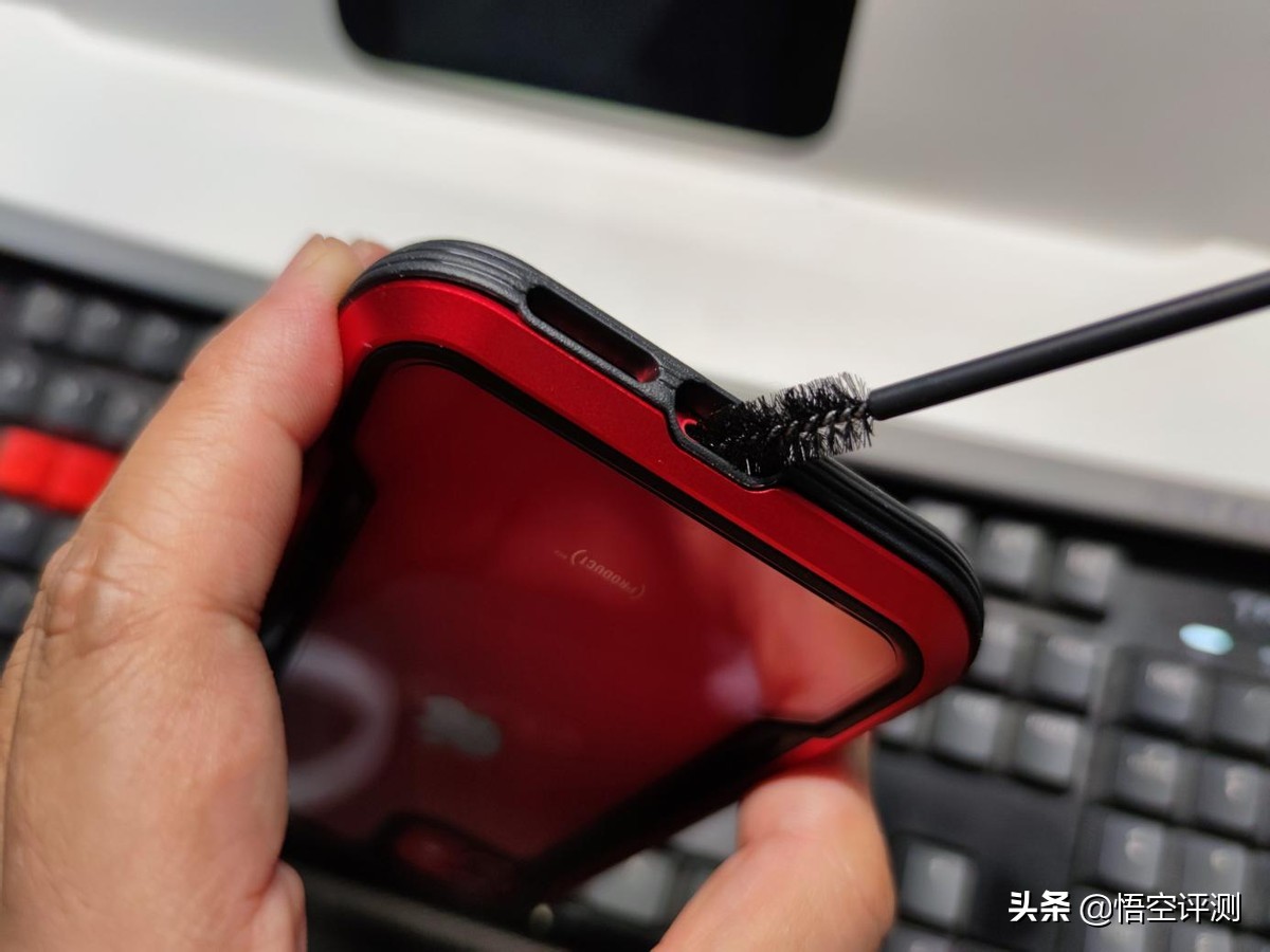 差点被骗1000元！iPhone听筒进水之后：如何几元钱自己修好？