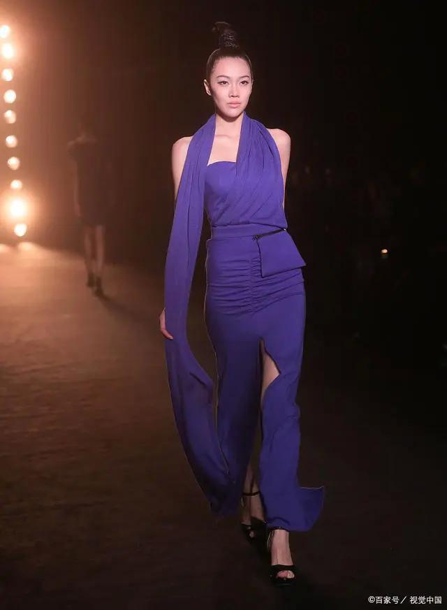 婕妯＄壒璧扮,婕鏃惰妯＄壒璧扮