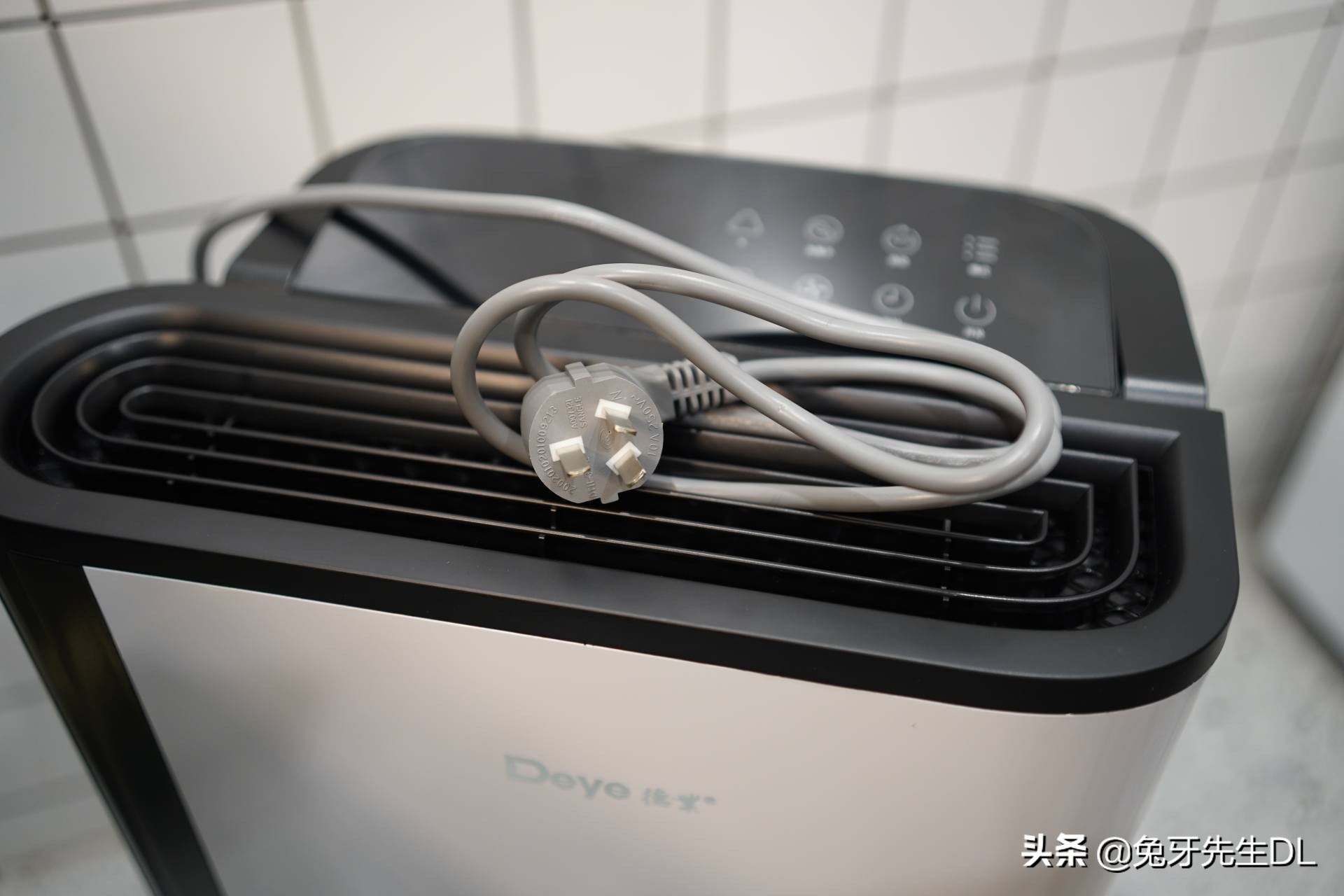 德业除湿机t22a3和n20a3哪个好,德业t22a3和美的CF30BD哪个好