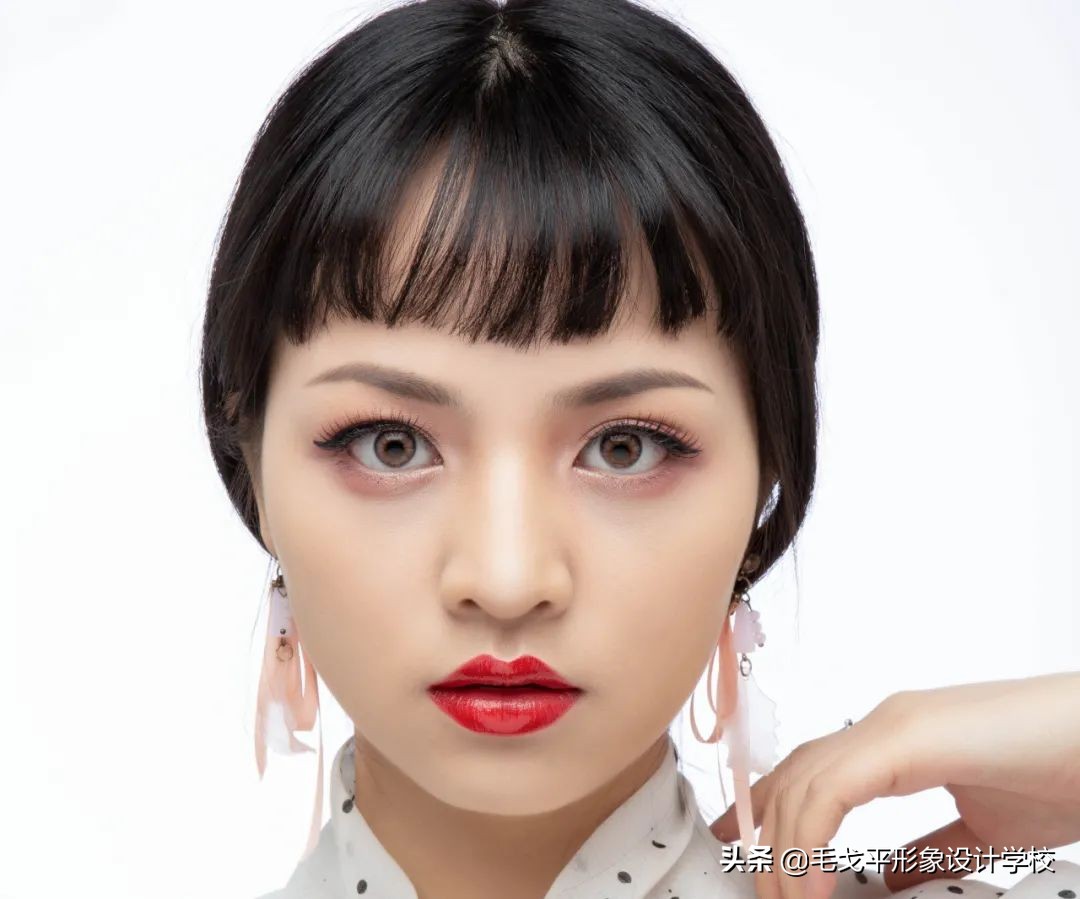 日常化妆技巧教程全脸,不同脸型的化妆技巧全在这