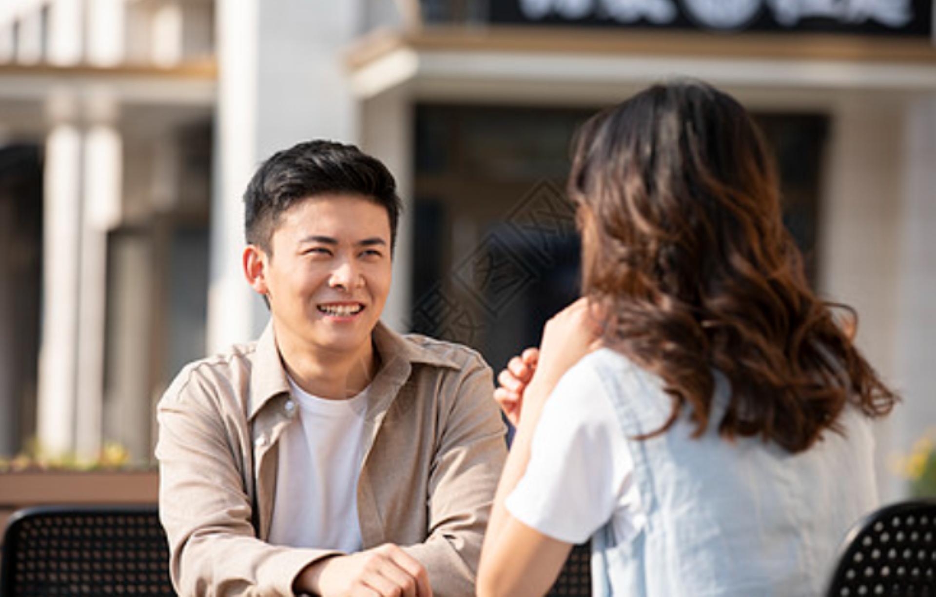 怎样拍出好看的自拍照,自拍如何拍出漂亮风景的照片