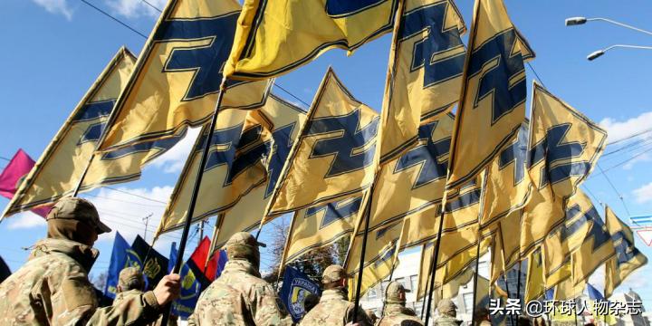 逼老人小孩拿枪上战场?无耻