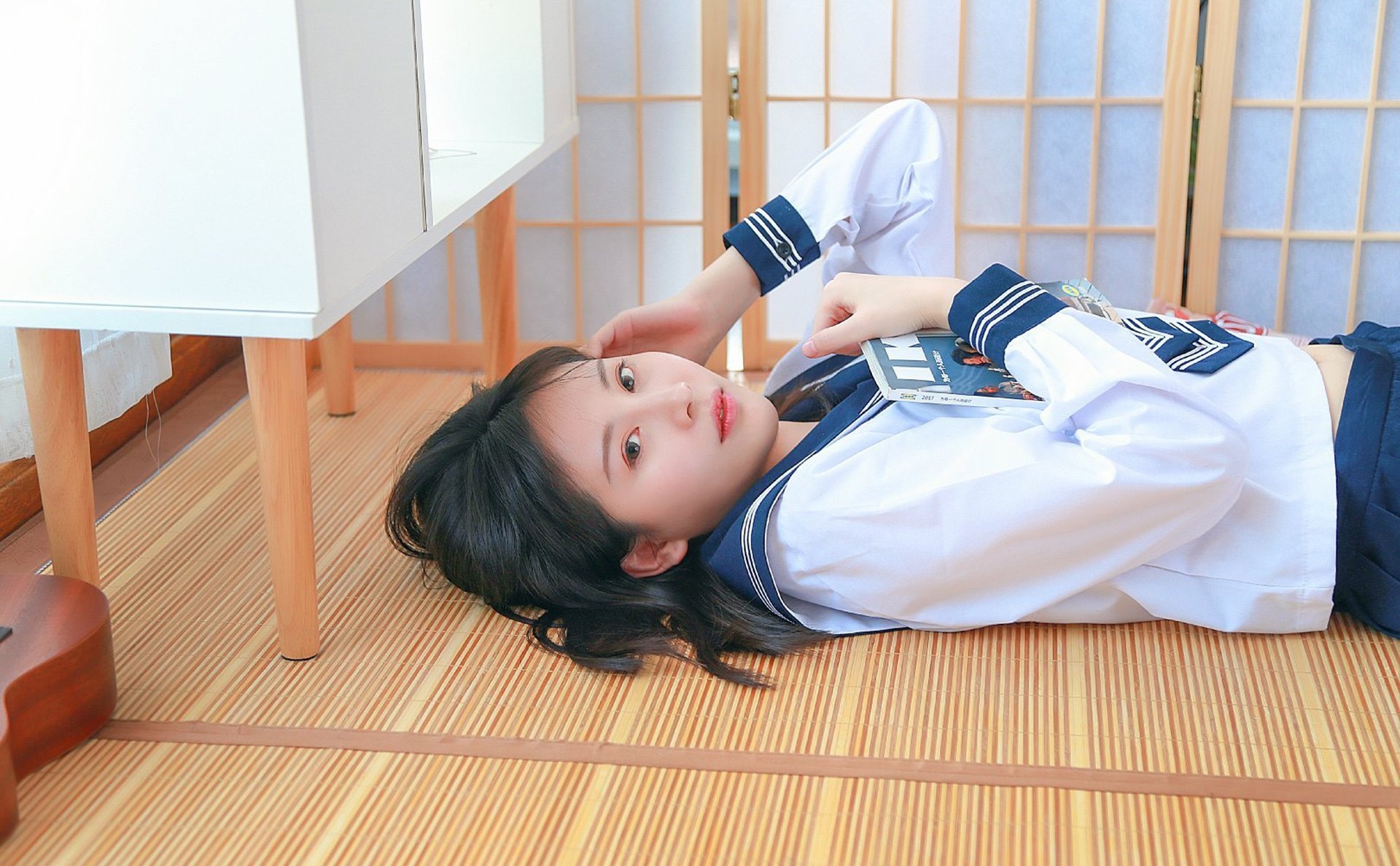 女孩子生气了不理你怎么哄她,女朋友生气了不理我怎么哄微信