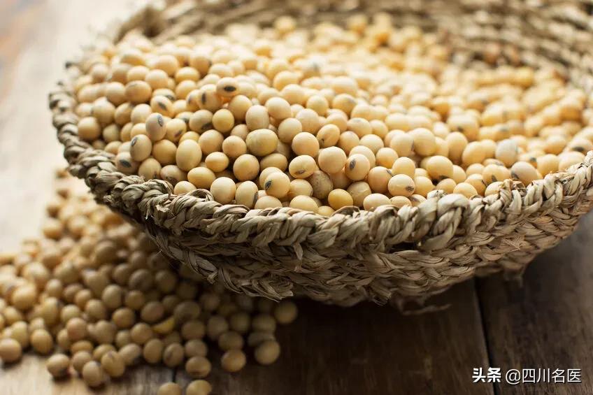 深绿色蔬菜补钙还是牛奶补钙,8种蔬菜的钙含量比牛奶还高