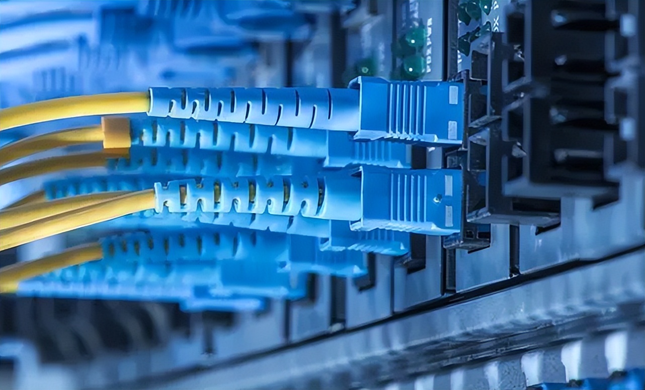 全球13台根服务器，美国10台中国1台没有，若被关闭服务怎么办？