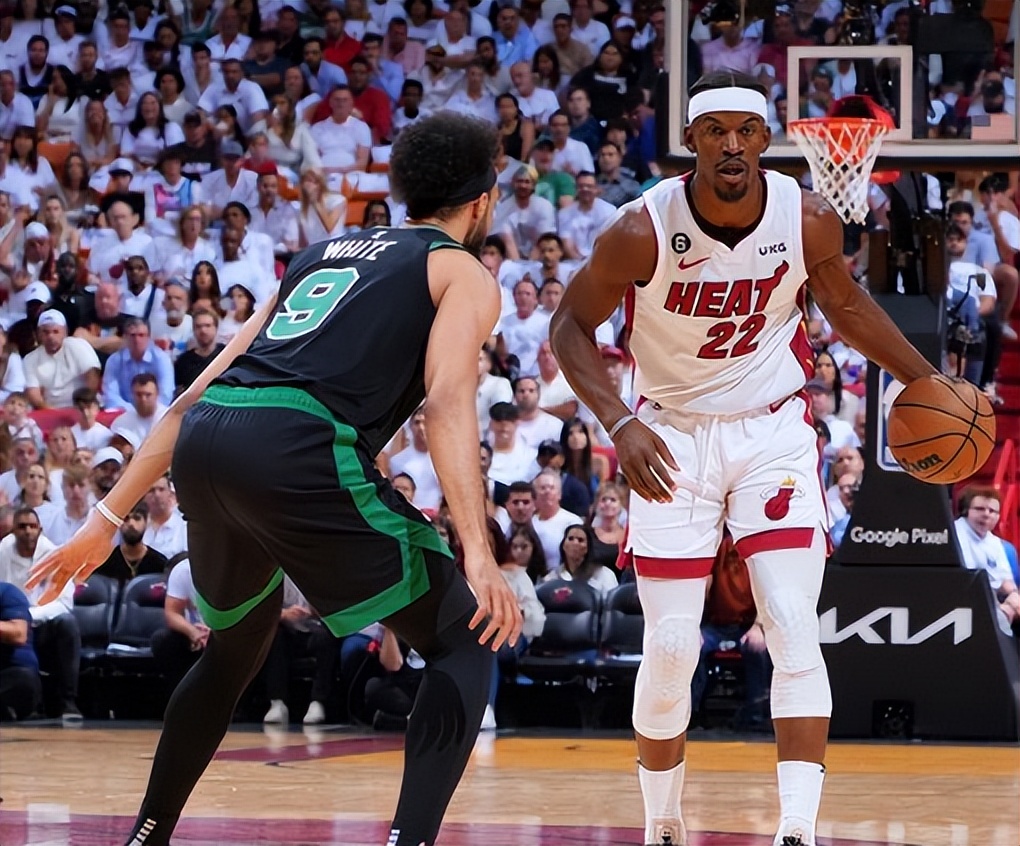 凯尔特人大胜4-1淘汰热火数据,凯尔特人大比分1-0领先热火