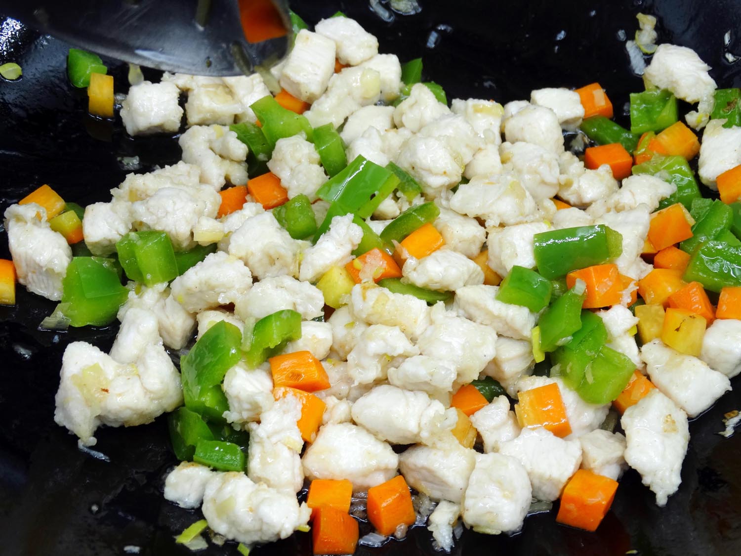 老年人失眠吃什么东西助睡眠,失眠晚餐吃什么有助睡眠