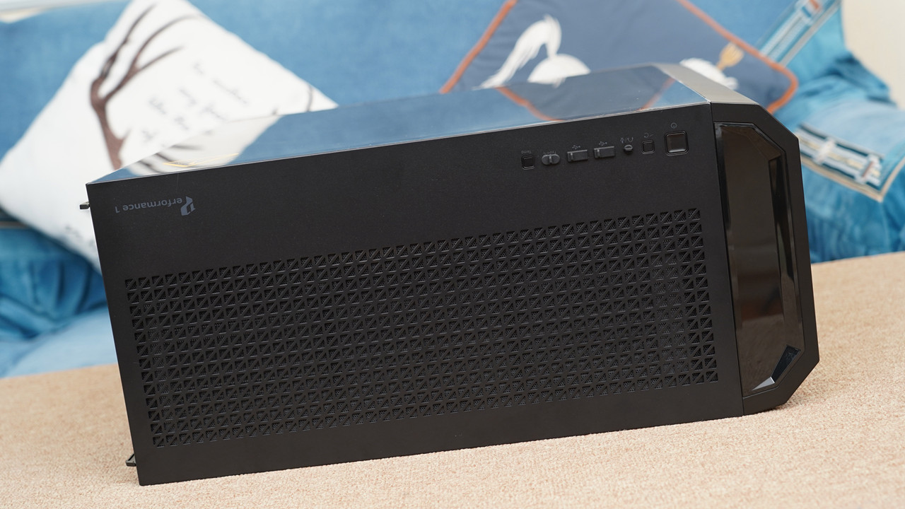 安钛克机箱performance,安钛克performance1水冷装在哪