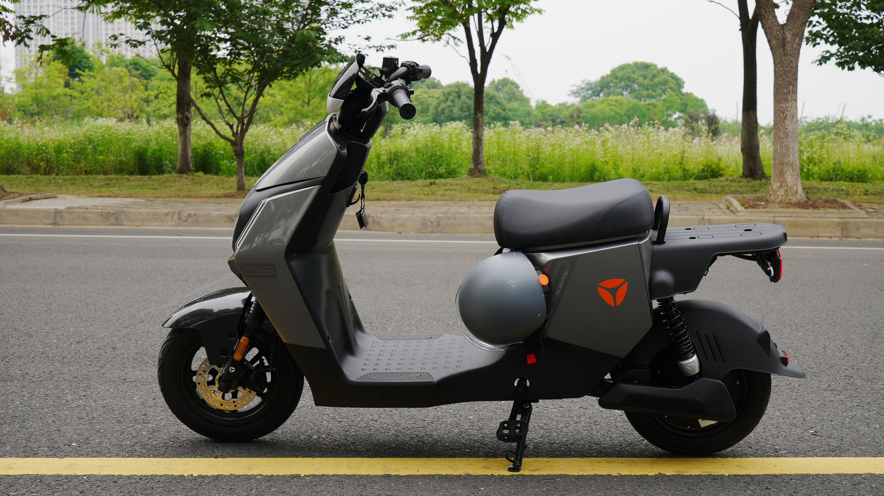 电动车座椅买哪种好,猛马电动车怎么选