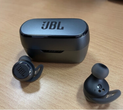 便宜好用的头戴式蓝牙耳机测评,体验超香高性价蓝牙耳机颜值并存