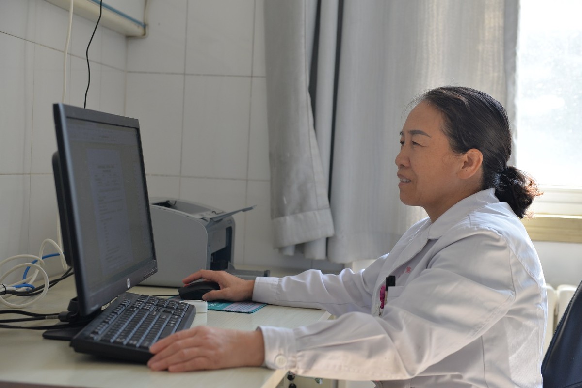 【名医风采】田分：专业精进，铸造一流皮肤性病团队