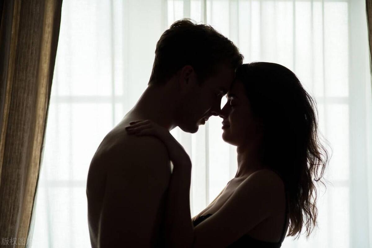 45岁女人和“傻子”结婚多年，没做过真正女人的大婶能控制住吗？