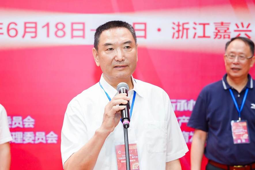 职工气排球比赛圆满落幕,气排球男队冠亚军争夺赛