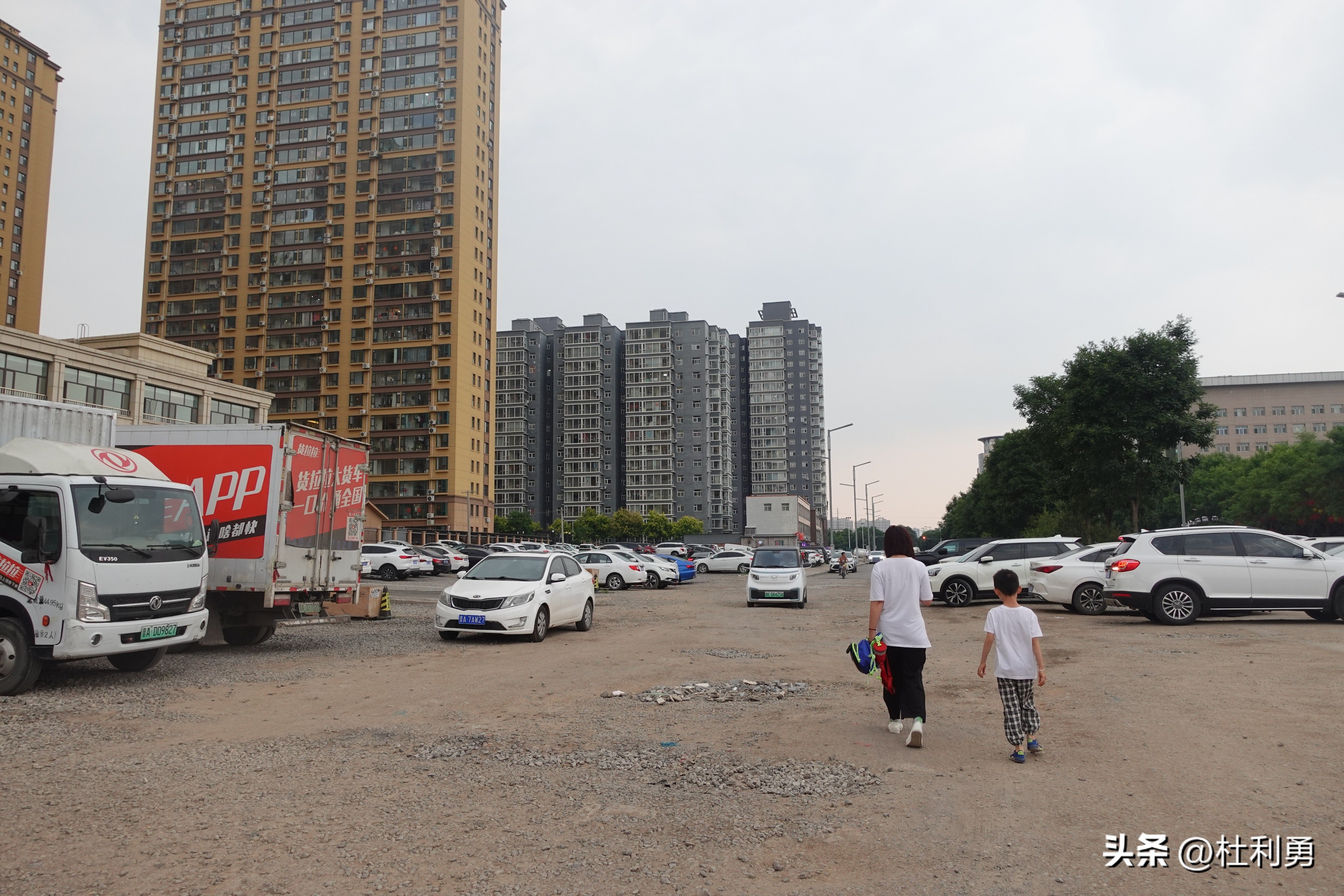 山西省晋中市榆次区：经纬北路50米长的“开膛路”何时能修好？