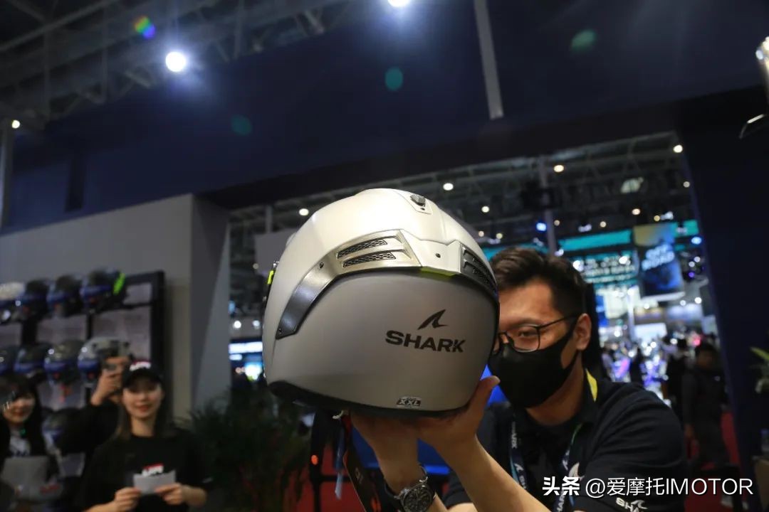 shark大尾翼是限量盔么,shark大尾翼赛道盔