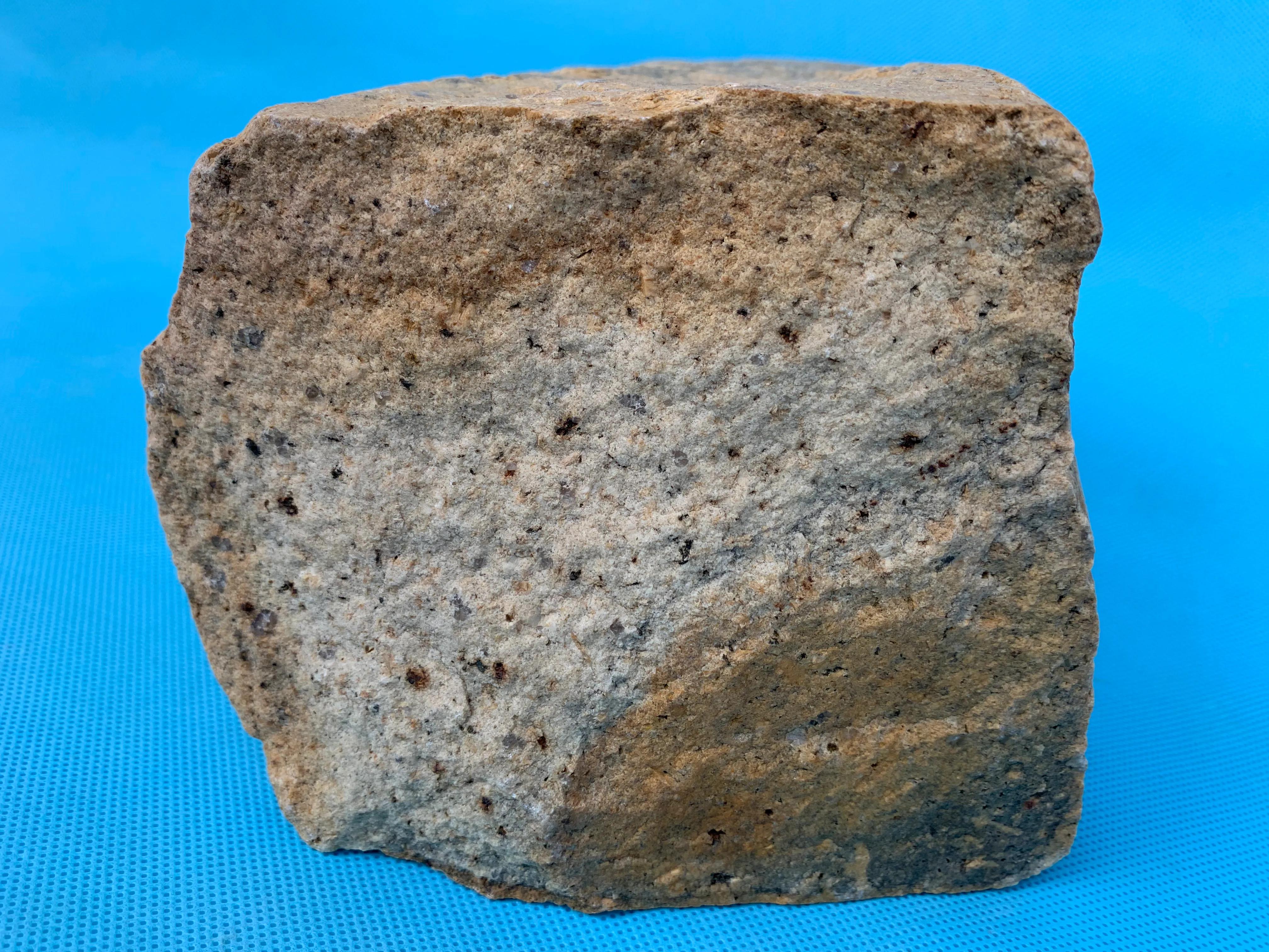 橄榄石球粒陨石和辉石球粒陨石,顽火辉石球粒陨石图片价格