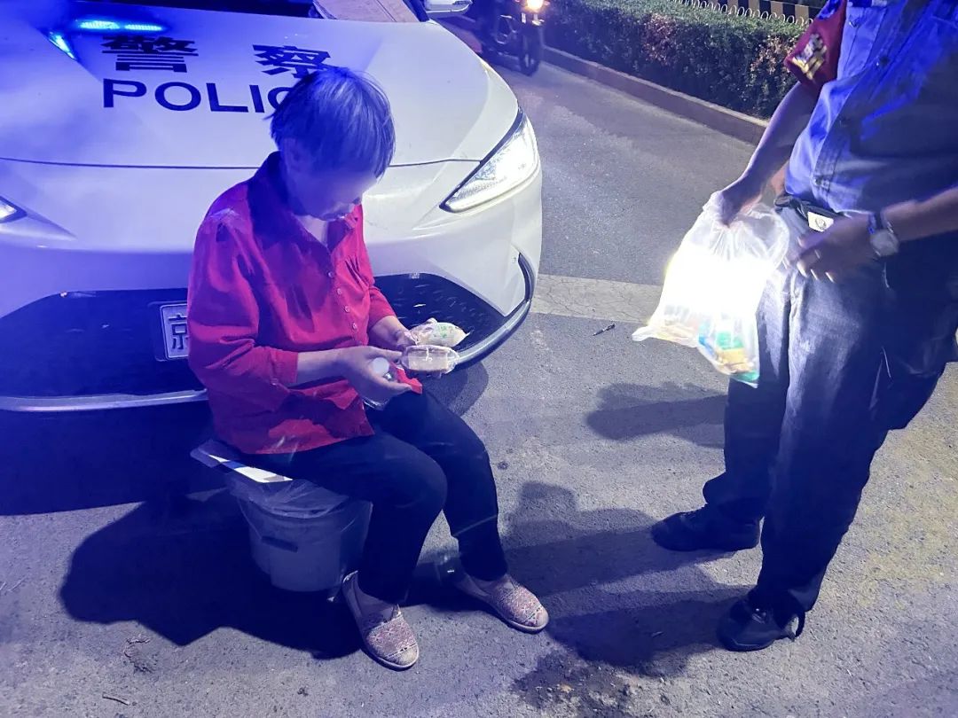 走进新时代的北京警察,北京警察的暖心味道