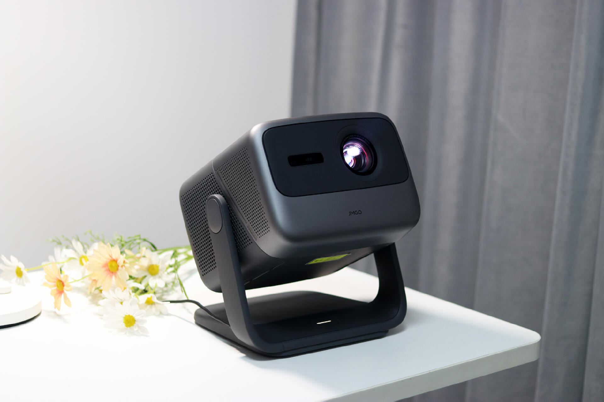 当贝f5和坚果n1pro对比评测,当贝x5和坚果n1spro4k真实测评