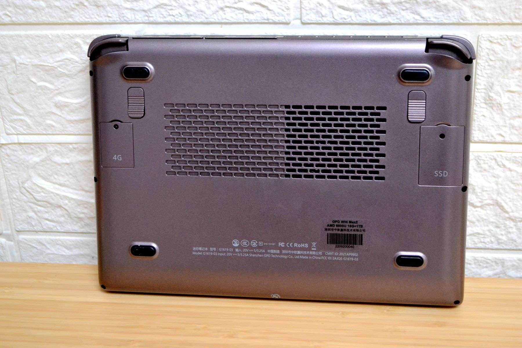 没有独显也能玩3A大作！AMD6800u加持的GPDWINMax2掌机到底有多强