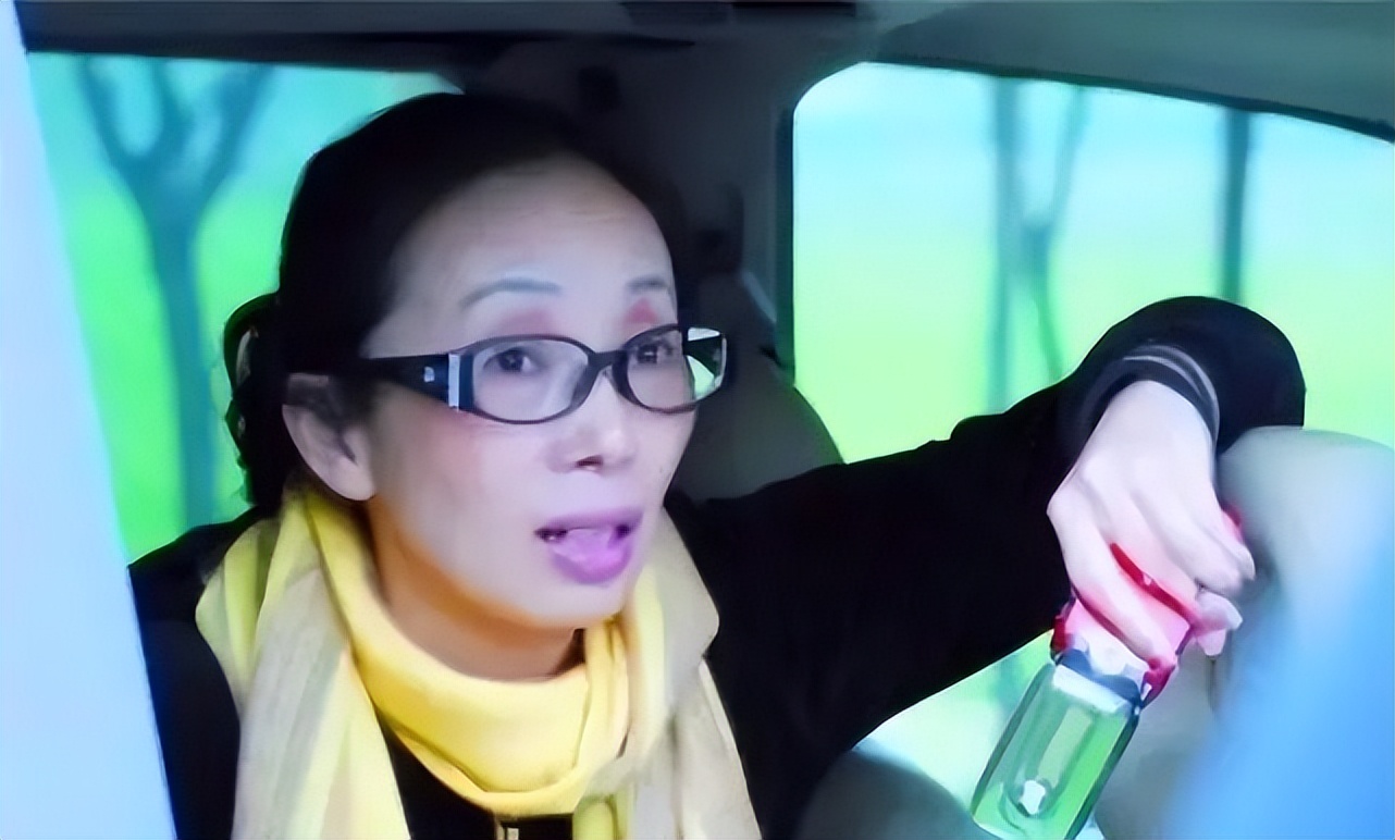 英国男子与华裔女富豪离婚,英国男子和富婆离婚