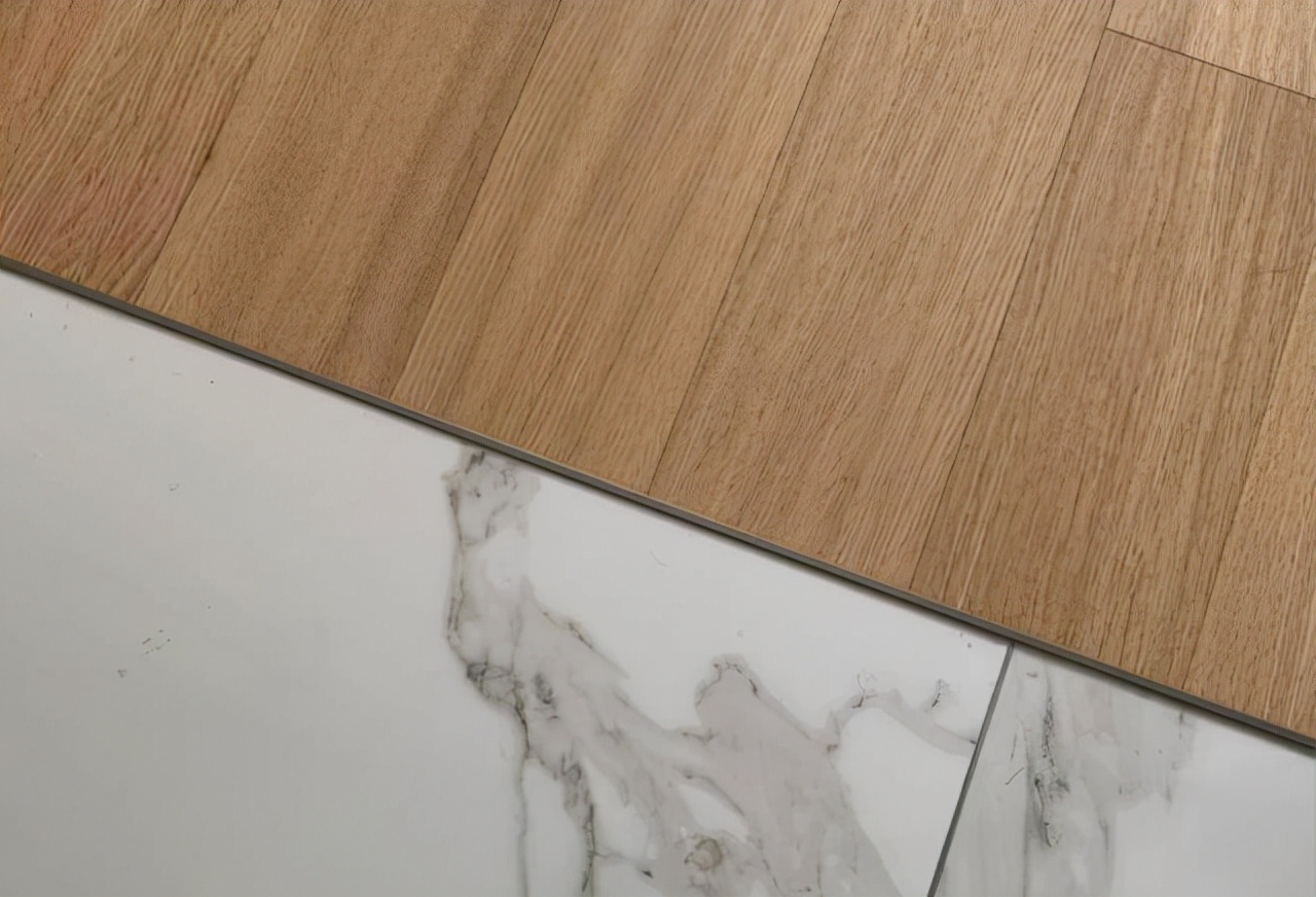 同样装修100平和200平差多少钱,同样100万二手房和新房