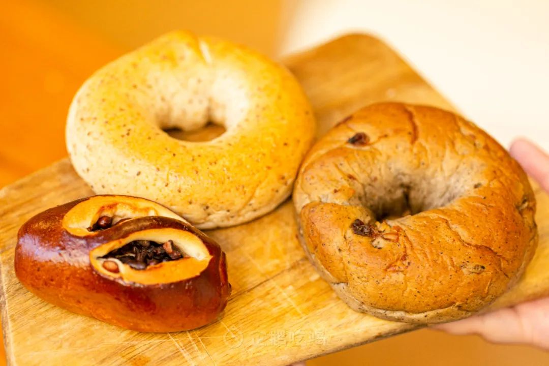 吃掉100+只面包，终于掏出这篇连锁面包店购买指南