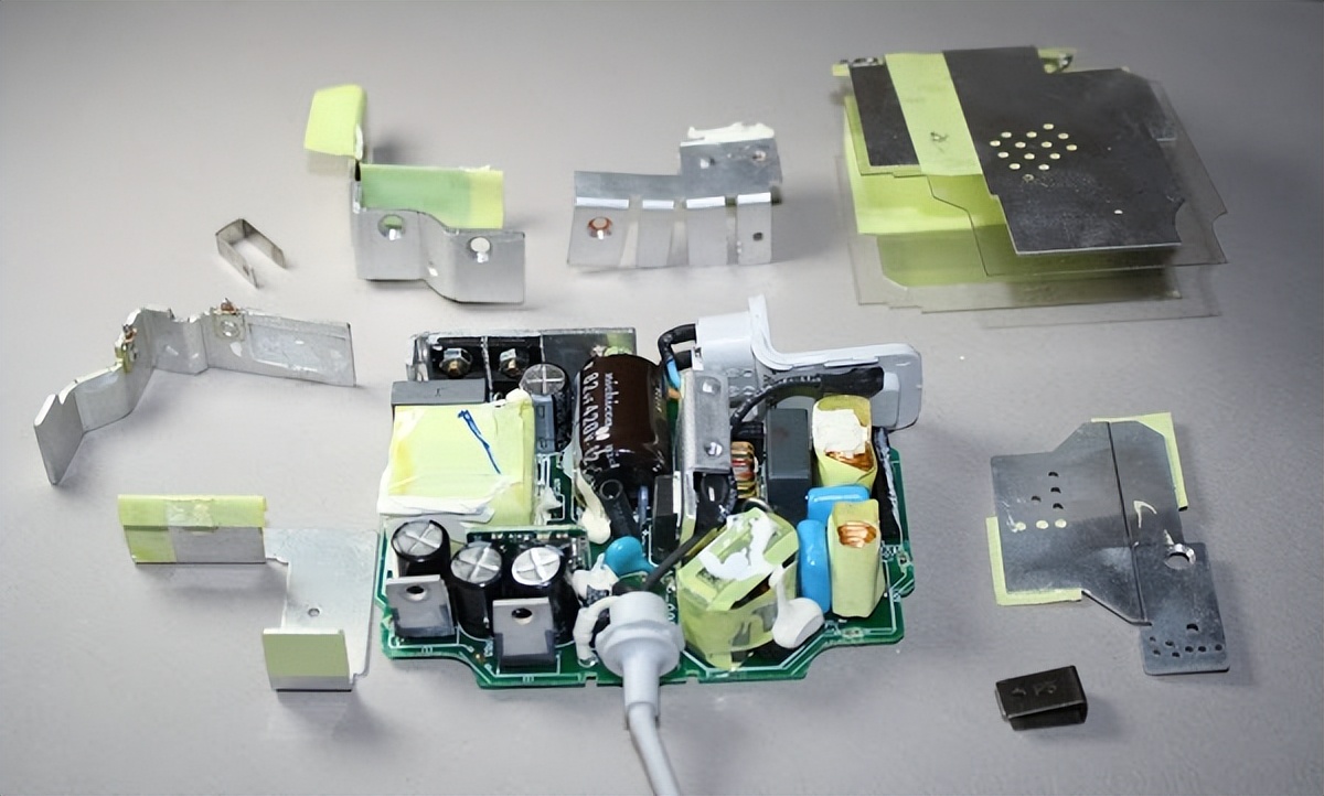 macbookair充电器拆解,macbook原装充电器为什么可拆卸