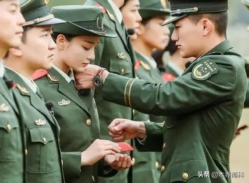 张馨予作为明星军嫂更有影响力,张馨予军嫂有多勇敢