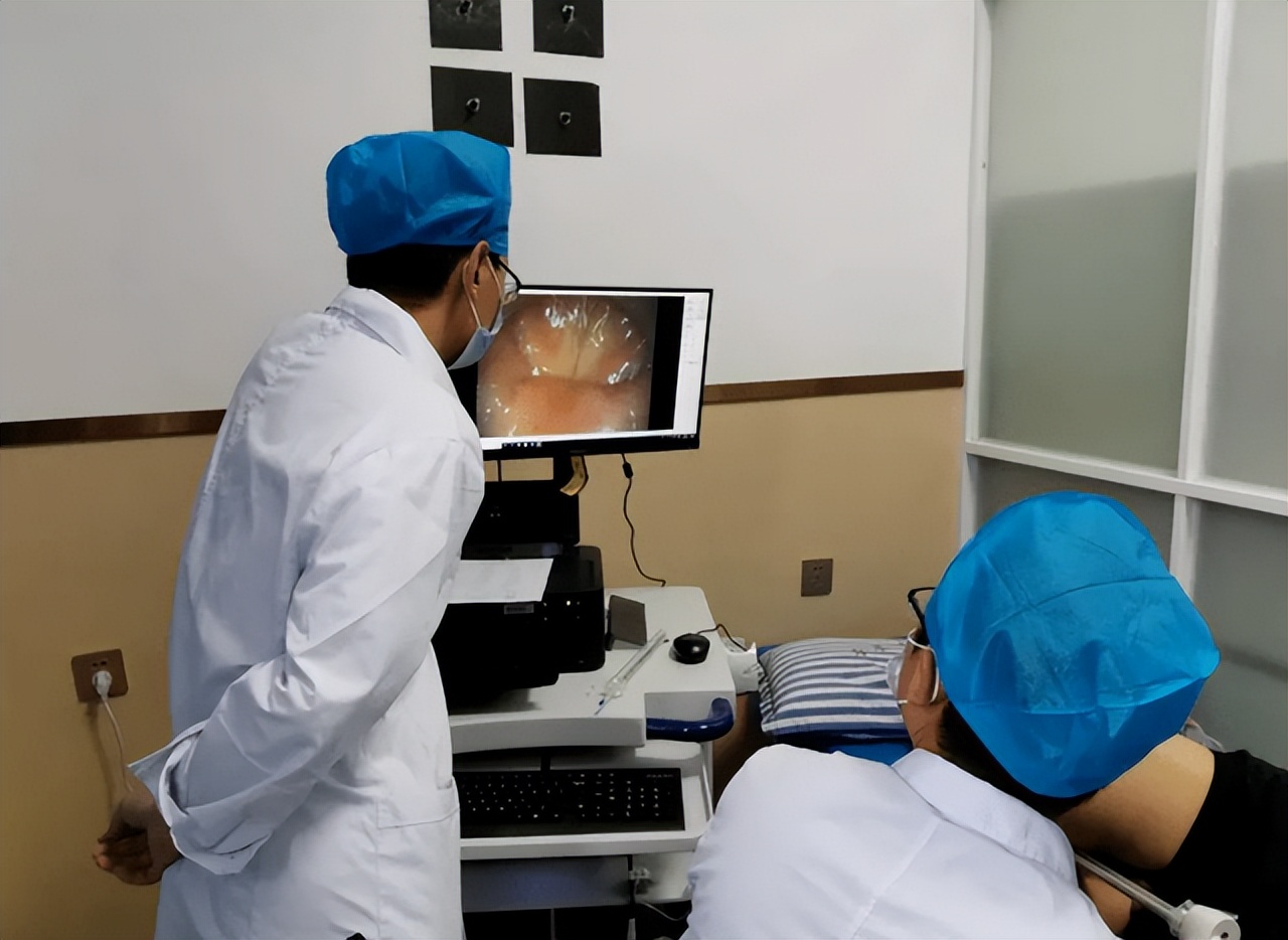 为什么肛肠科医生总是建议做肠镜,为啥多数人不敢做胃肠镜