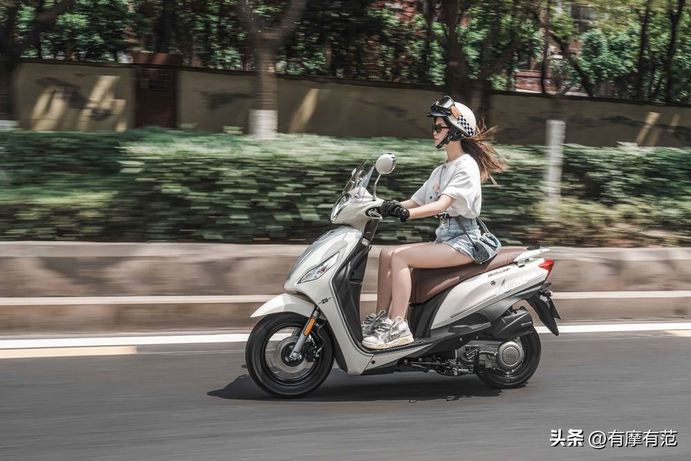 宗申小乔125踏板直降1000元,已经降价的125踏板