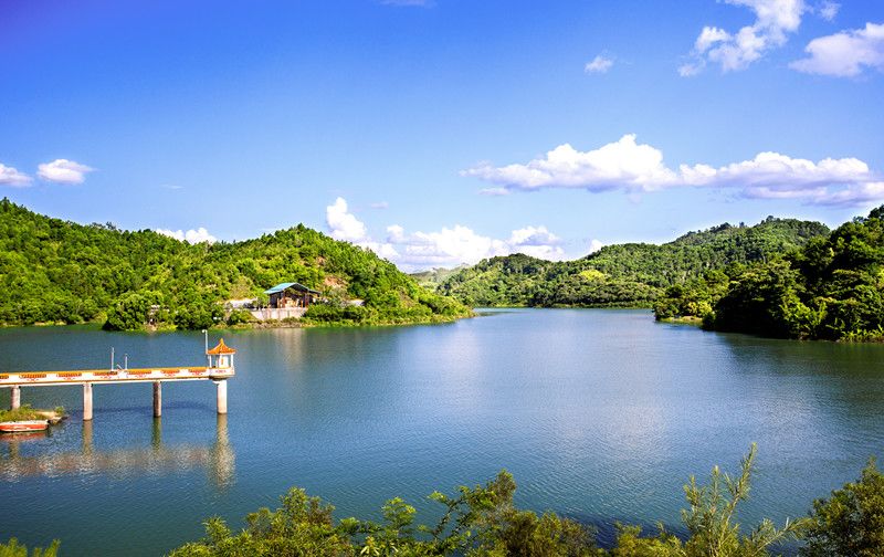 梅西和c罗爱情故事,梅西和c罗的传奇人生