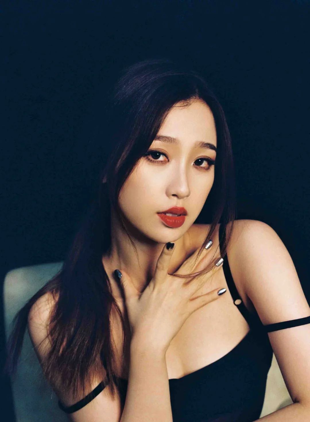 虞书欣圆脸变微脸的方法,虞书欣扁平脸改善