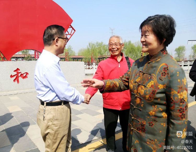 走进典范领略强村风采——淄川区诗词学会双杨镇采风