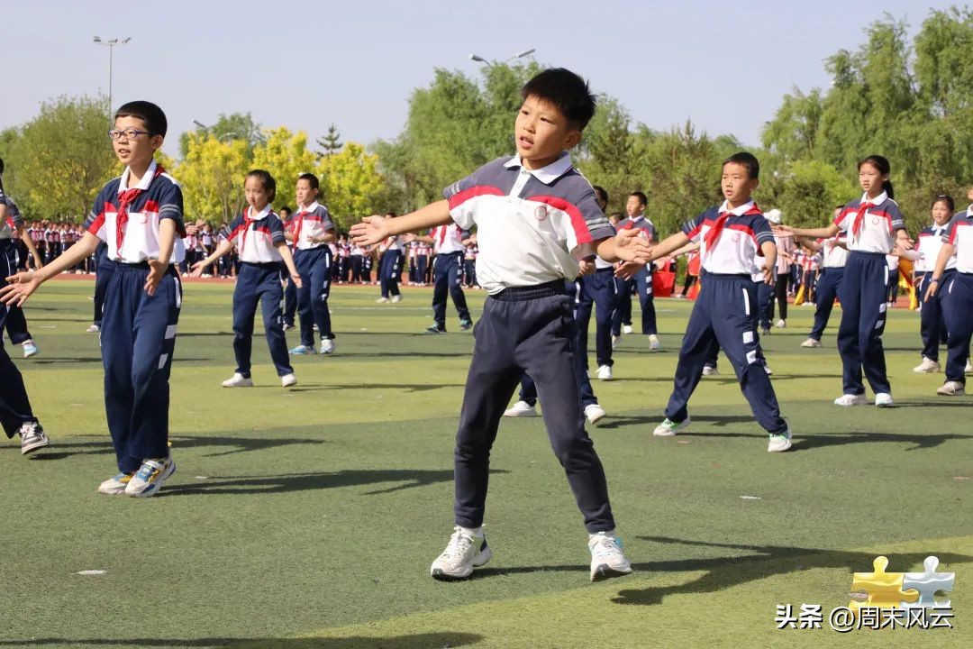 鄂尔多斯足球比赛视频小学,学校开展足球联赛简讯