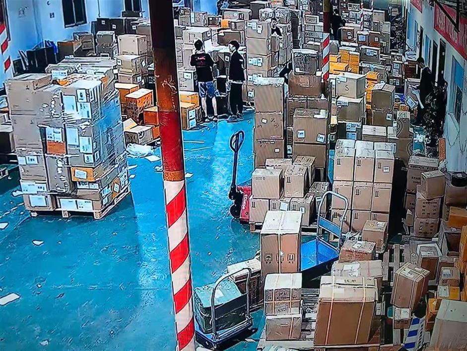 上海寄快递行李怎么省钱,商家寄快递怎么省钱